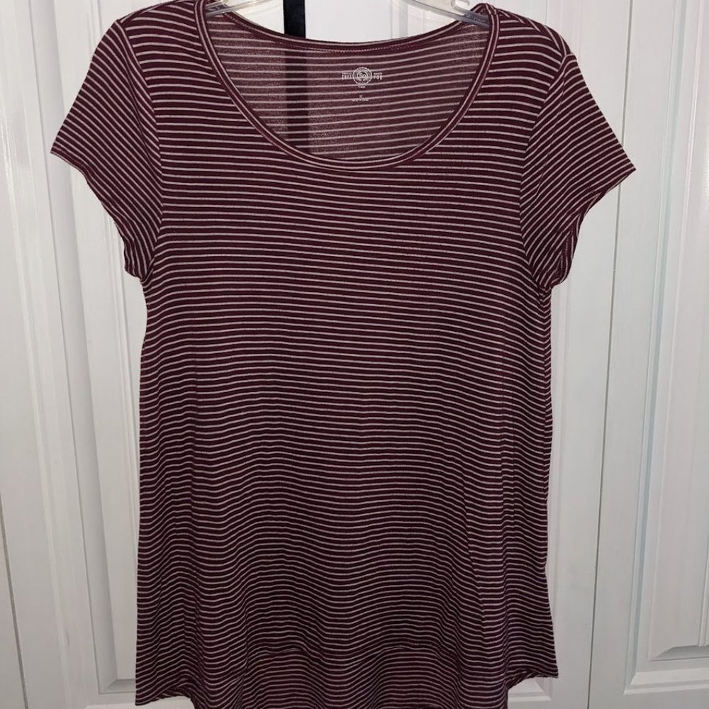 Old Navy Maroon and White Striped Shirt Juniors M